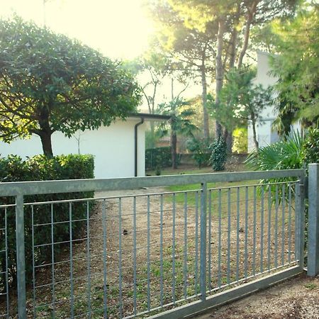 ליגננו סביאדורו Villa A Lignano Con 2 Camere E Giardino מראה חיצוני תמונה